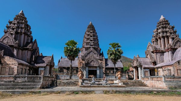 Comment organiser une visite des temples bouddhistes de Bagan en Birmanie?